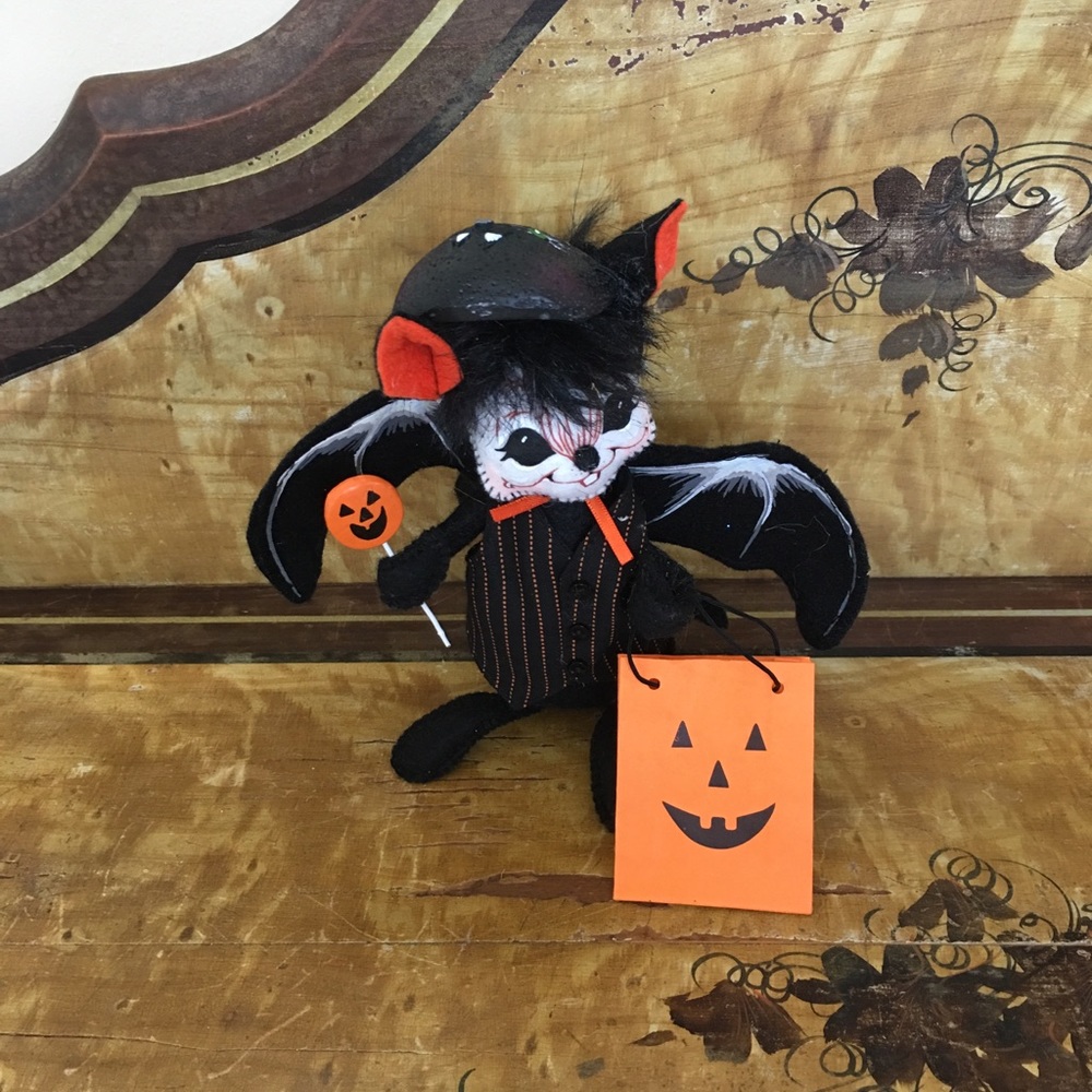 Annalee Halloween 2005 Dracula Mouse